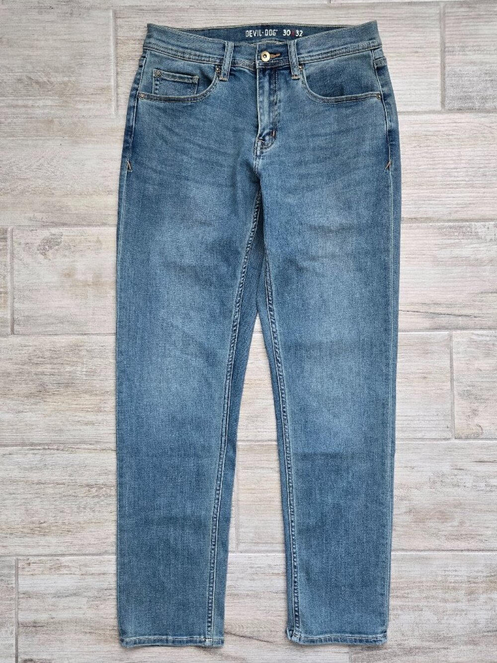 Devil Dog Dungarees Athletic Fit Stretch Denim Jeans Mens Medium Wash 30W 32L